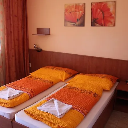 Tara * Veľký Meder